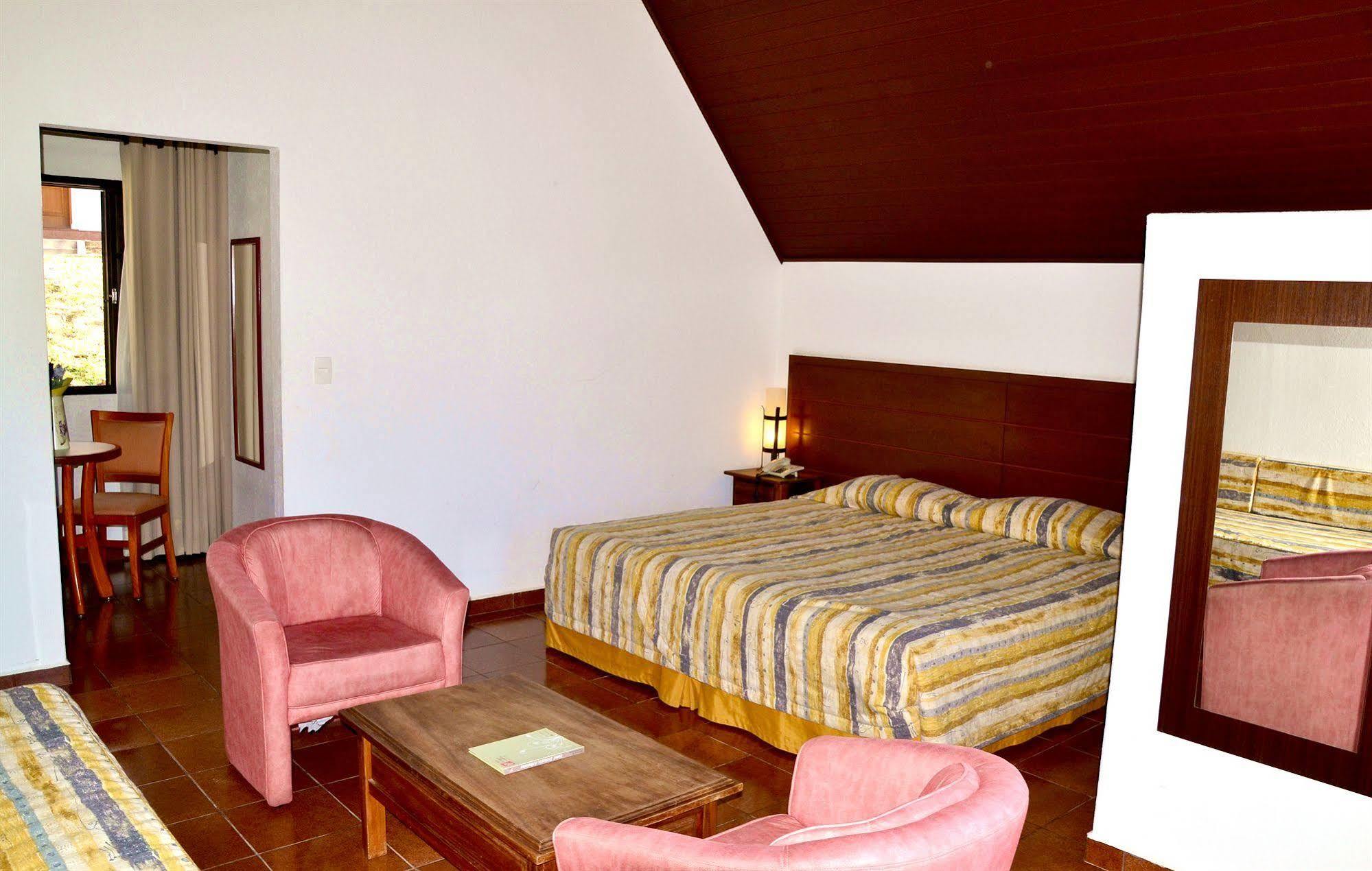 Hotel Estancia Atibainha - Resort & Convention นาซาเร เปาลิสตา ภายนอก รูปภาพ